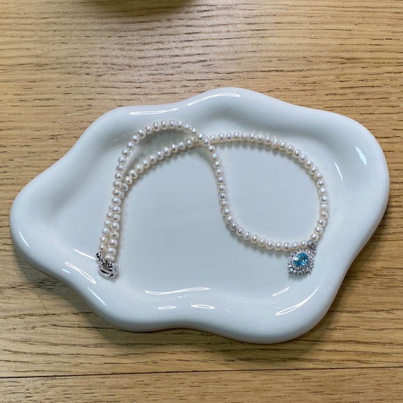 Jewelry - Elegant Pearl Bracelet with Blue Gemstone choker